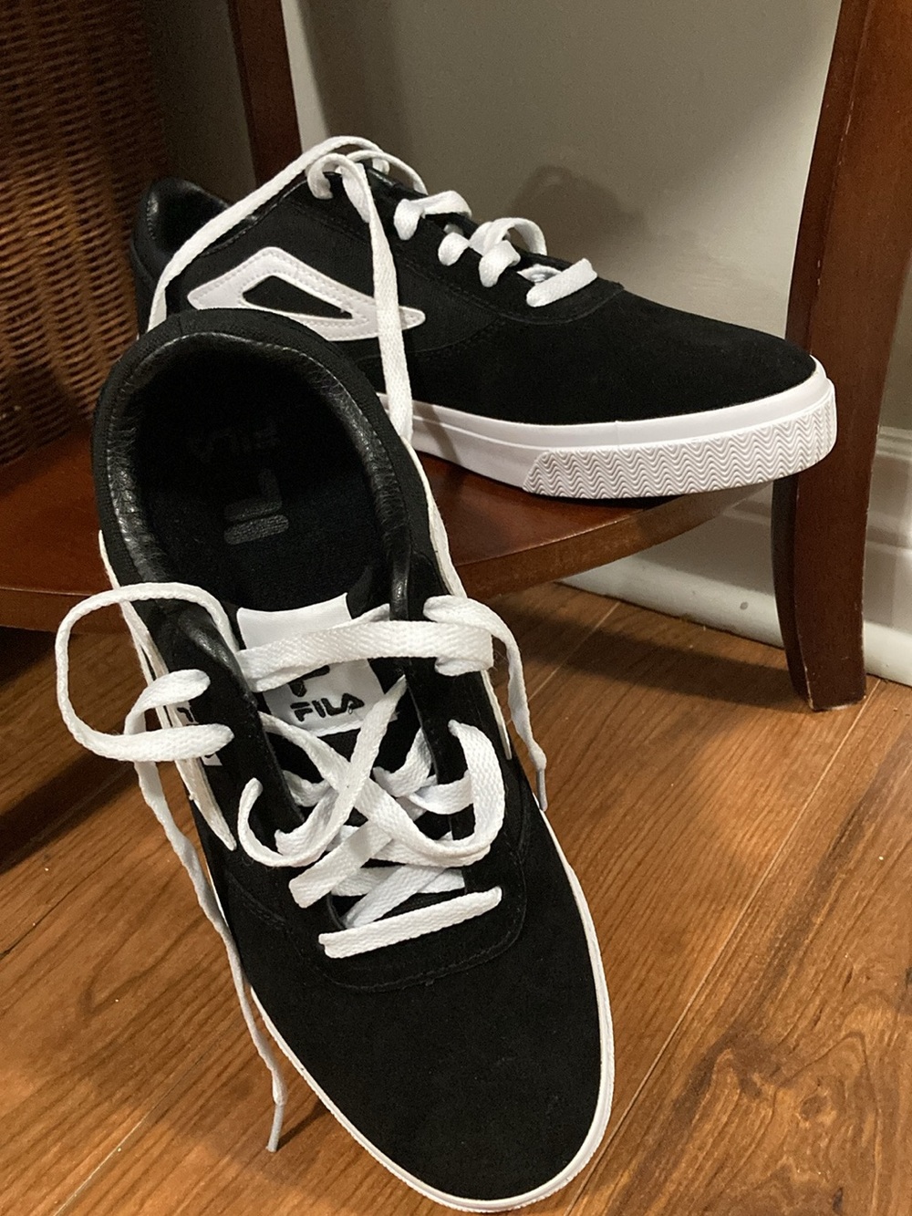 Fila Black and White Men's Skate Sneakers